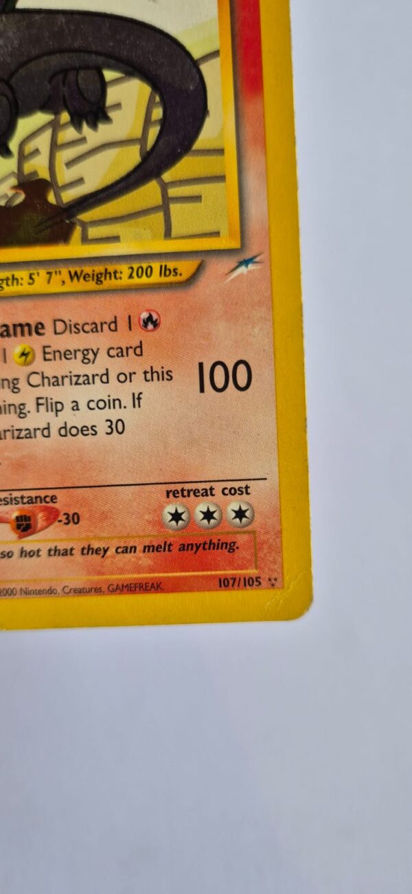 Shining Charizard Frente 3